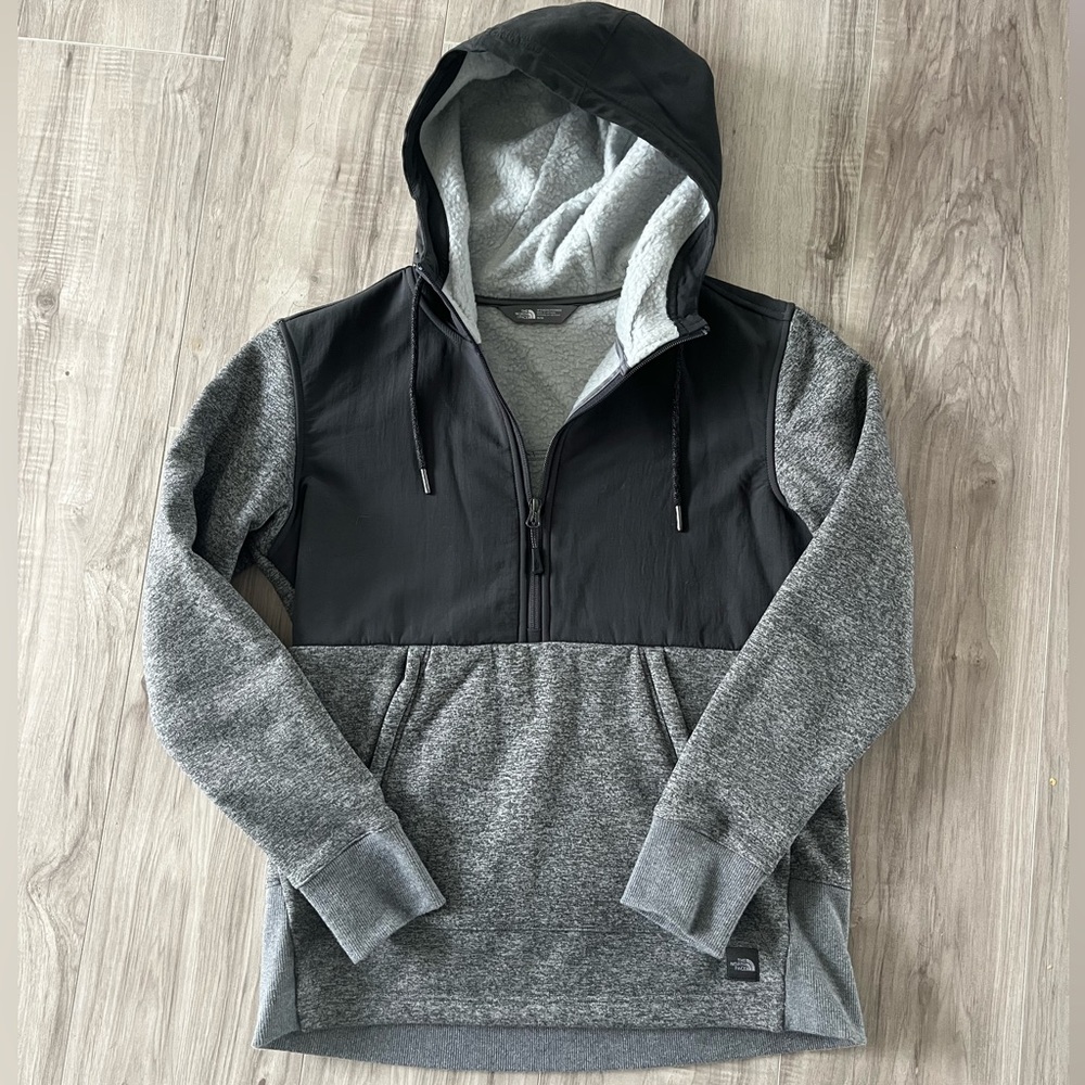 North Face Fleece Pullover NWOT